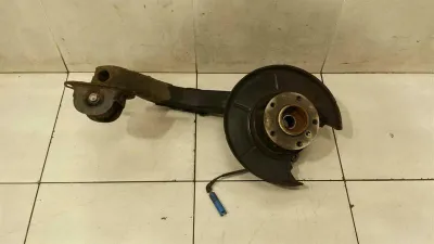 BMW Z4 E85 E86 Piasta tylna prawa 6774776 Obudowa łożyska koła tylnego prawego RRH