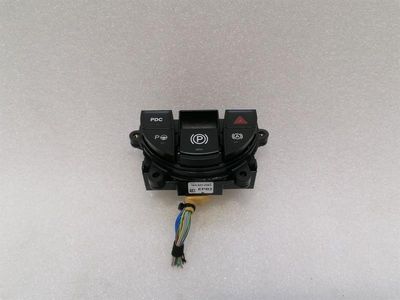 BENTLEY BENTAYGA 36A MK2 PDC stāvvietas bīstamības slēdzis 36A927225A slēdzis