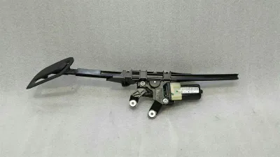 Audi S5 8T Right Seatbelt Tensioner 8F0857760 Seat Belt Retainer Right