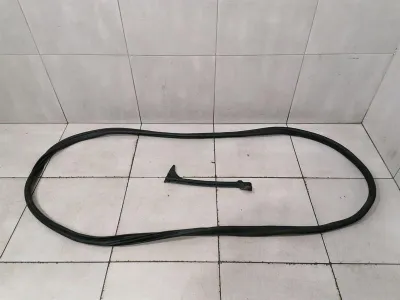 BMW 4 M4 G82 G22 durvju blīvējums 7482709 durvju blīves pa labi pa labi