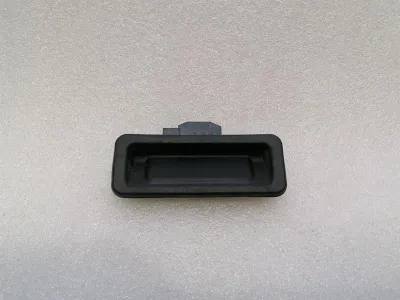 BMW 4 M4 G82 G22 switch 8492533 switch boot lid tailgate