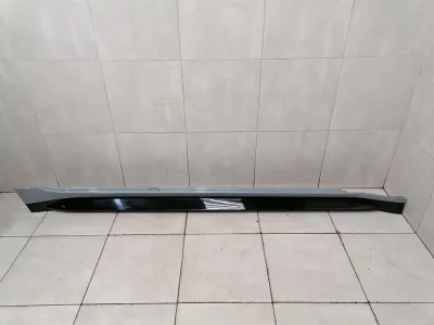 BMW Seria 3 M3 G80 G20 Spódnica boczna 51778084238 PRAWA PRAWA Spódnice boczne
