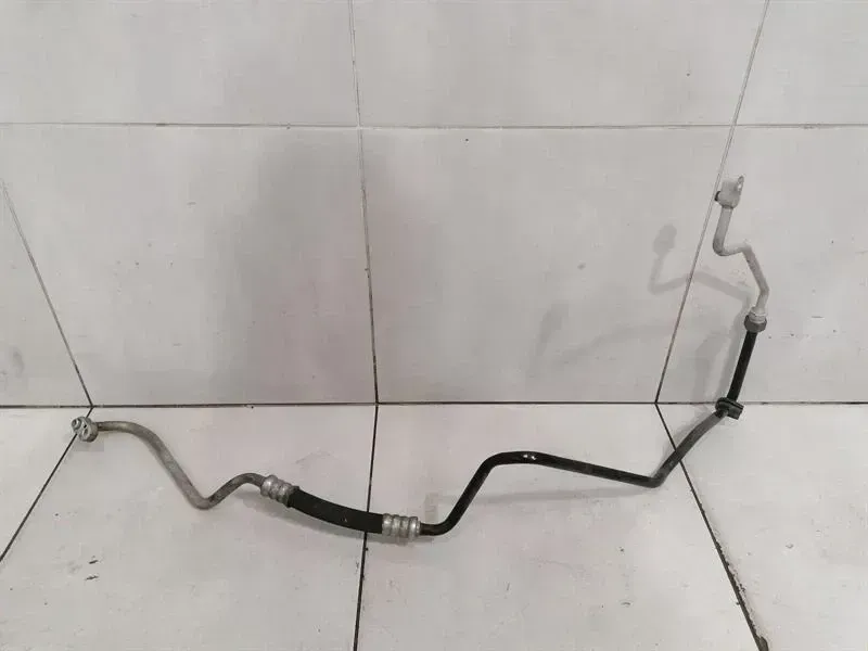Porsche 911 (996) Porsche 911 996 A/C Pipe 99657310504 Air Conditioning Line Air Conditioning Body type: Coupe
Fuel: Petrol