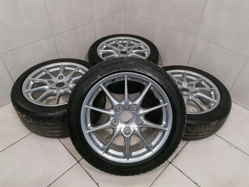 Porsche 911 996 Alufelge 99636212802 Alufelge 7JX17-ET50 9JX17-ET55
