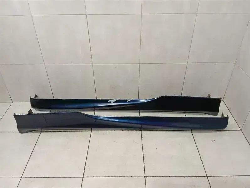 Porsche 911 (996) Porsche 911 996 side skirt fibreglass side skirts Aero style aftermarket AWD Body type: Coupe
Fuel: Petrol