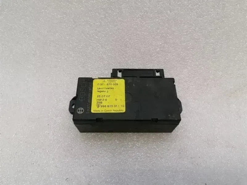 Porsche 911 (996) Porsche 911 996 Electronic Module 99661805110 Control Unit XENON Body type: Coupe
Fuel: Petrol
