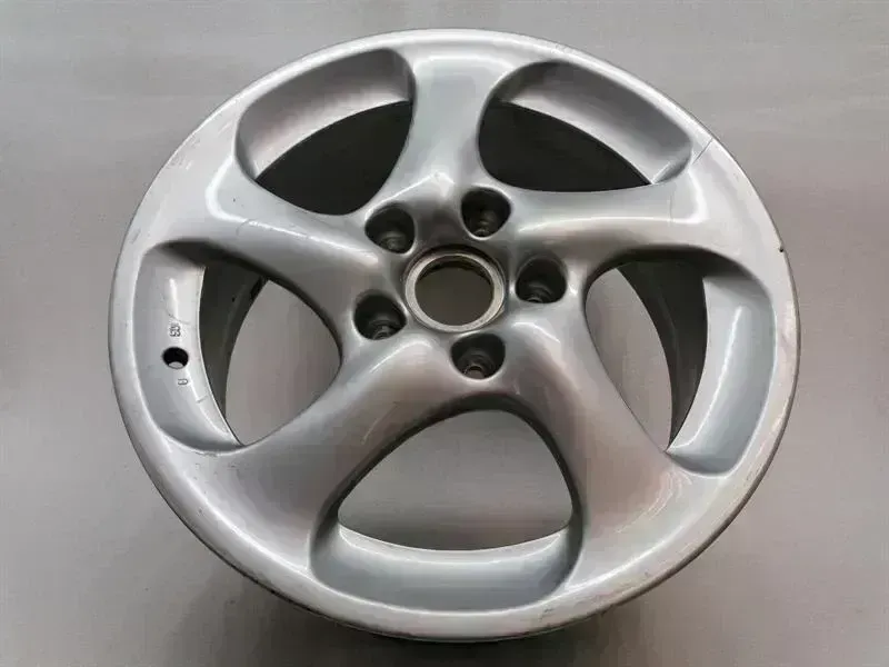 Porsche 911 (996) Alloy Wheel Porsche 911 996 Alloy Wheel 99636213601 Alloy W...