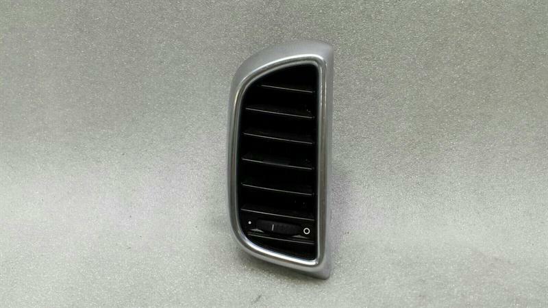Porsche Cayenne Porsche Cayenne 958 92a Left Air Vent 7P5819203 Ventilation Grille Body type: SUV
Fuel: Petrol