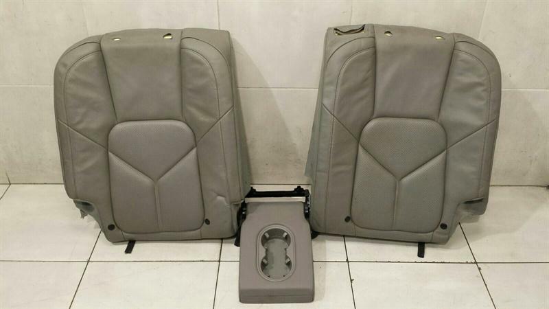 Porsche Cayenne PORSCHE CAYENNE 958 92A REAR BACKREST SET WITH ARMREST / GRAY LEATHER REAR SEAT Body type: SUV
Fuel: Petrol