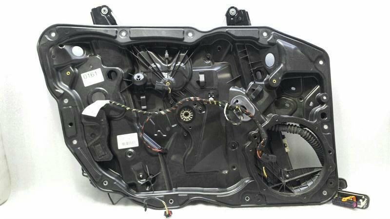 Porsche Cayenne Porsche Cayenne 958 92A Front Door Winder 7P5837755B Window Regulator Front Left Body type: SUV
Fuel: Petrol