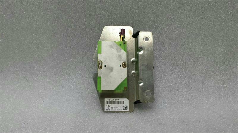 Porsche Cayenne Porsche Cayenne 958 92A Aerial / Antenna 7P5035503 Antenna Body type: SUV
Fuel: Petrol