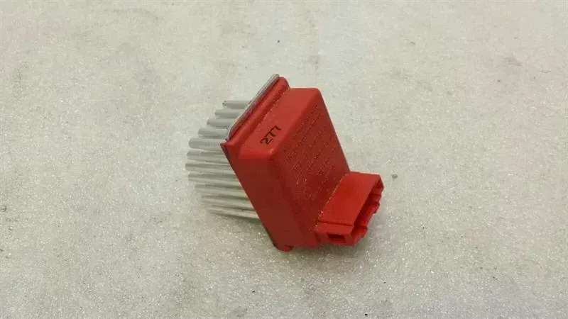 Porsche 911 (997) Porsche 911 GT3 Heater Resistor 1J0907521 Blower Regulator Regulator Body type: Coupe
Fuel: Petrol