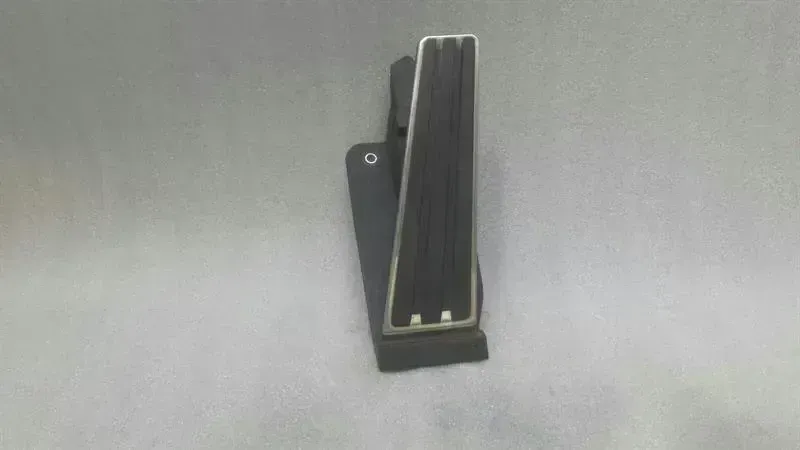 Porsche 911 (997) Porsche 911 997 accelerator pedal (electrical) 99742302102 accelerator pedal Body type: Coupe
Fuel: Petrol