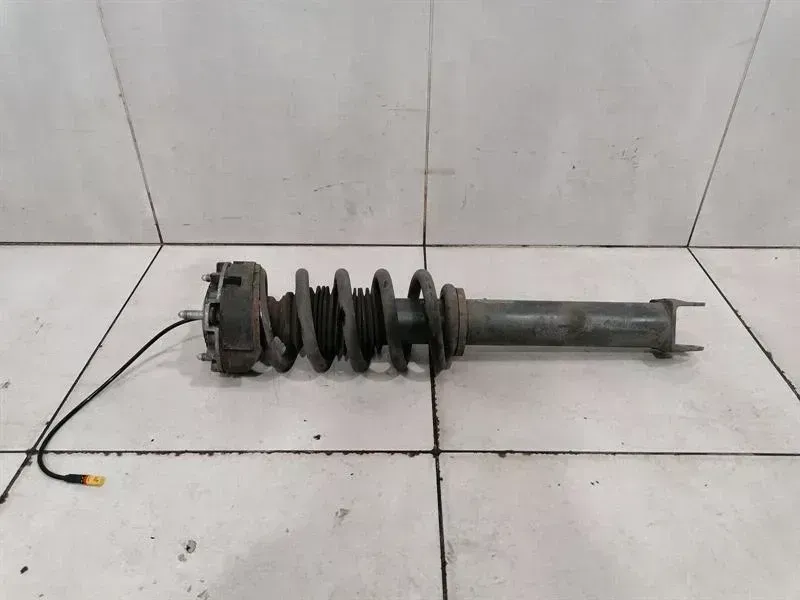 Porsche 911 (997) Porsche 911 997 shock absorber rear 99733305324 shock absorber rear turbo Passm Body type: Coupe
Fuel: Petrol