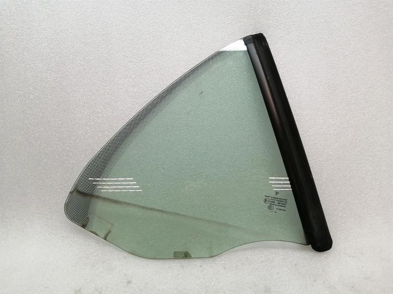 Porsche 911 (997) Porsche 911 997 right rear quarter glass 99754311211 door window 1/4 rear right Body type: Coupe
Fuel: Petrol