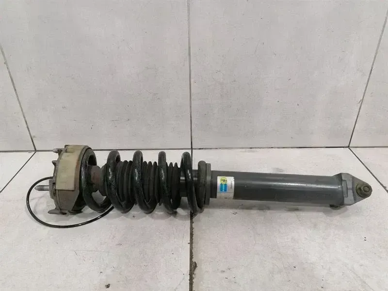 Porsche 911 (997) Porsche 911 997 shock absorber rear 26-147543 shock absorber rear EDC PASM Body type: Convertible
Fuel: Petrol