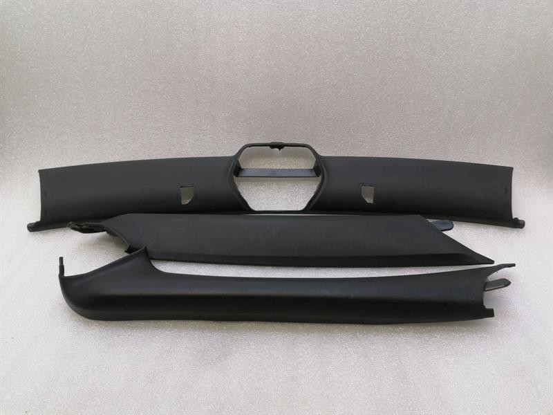 Porsche 911 (997) Porsche 911 997 convertible over head cover set 99755505901 leather trim set Body type: Convertible
Fuel: Petrol