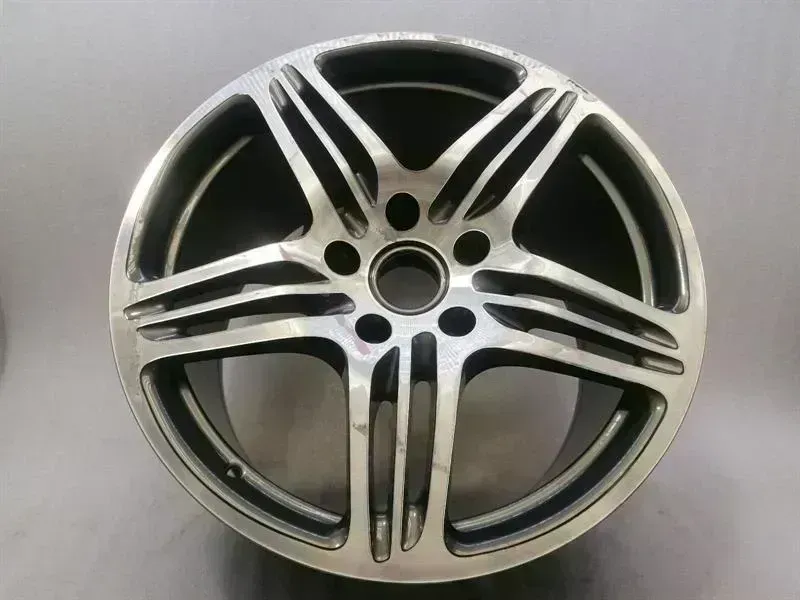 Porsche 911 (997) Alloy Wheel Porsche 911 997 Turbo Alloy Wheel 99736216202 A...