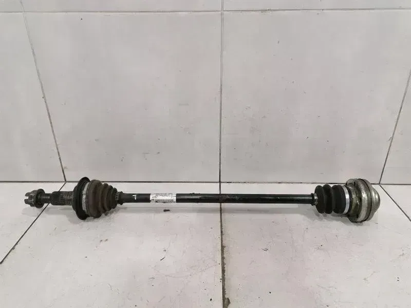 Porsche 911 (997) Porsche 911 997 Right Front Drive Shaft 99734903801 Drive Shaft Front Re Turbo Body type: Convertible
Fuel: Petrol