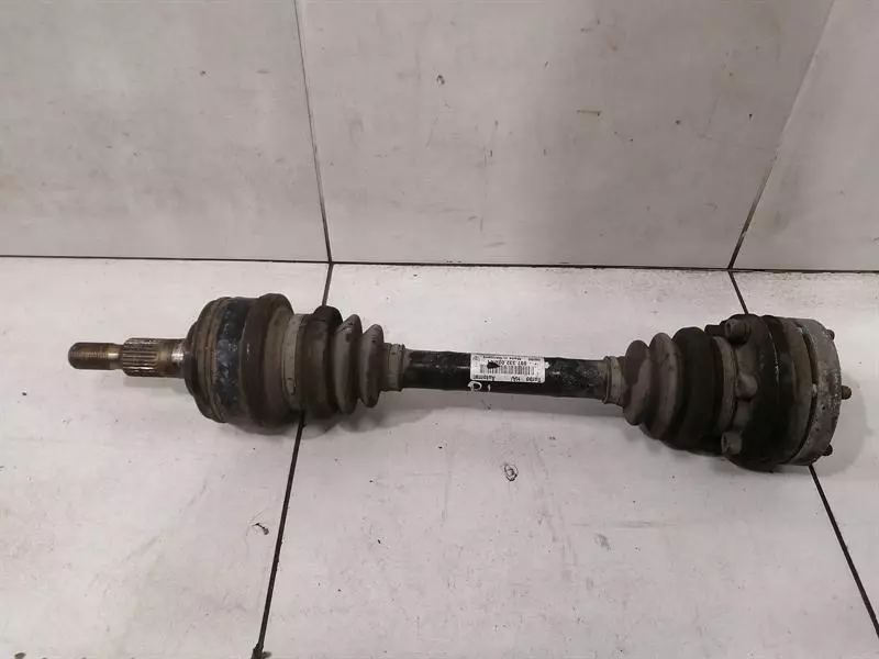 Porsche 911 (997) Porsche 911 997 TURBO Rear Drive Shaft 99733202441 Drive Shaft Rear TURBO Body type: Coupe
Fuel: Petrol
