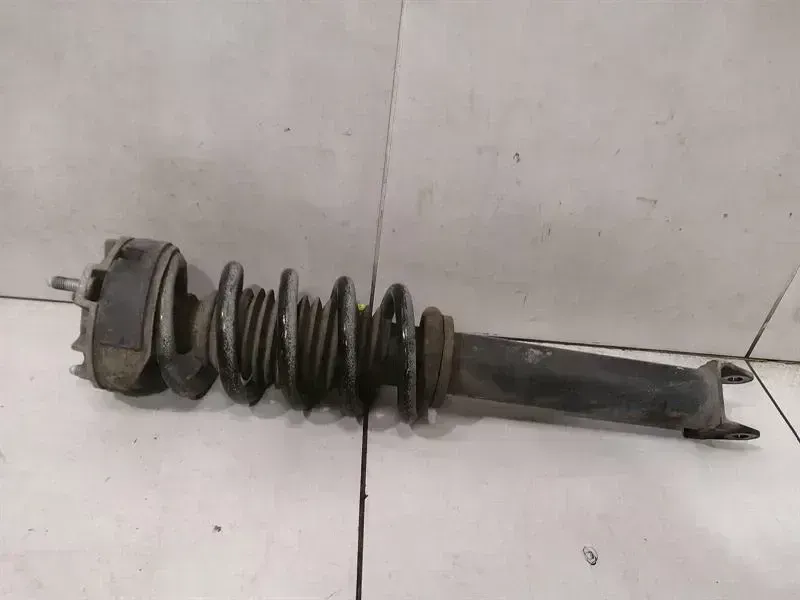 Porsche 911 (997) Porsche 911 997 turbo PASM shock absorber rear 99733305324 shock absorber rear Body type: Coupe
Fuel: Petrol
