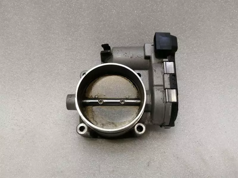 Porsche 911 (997) Porsche 911 997 Throttle Body 99760511501 Throttle M97.70 Body type: Coupe
Fuel: Petrol