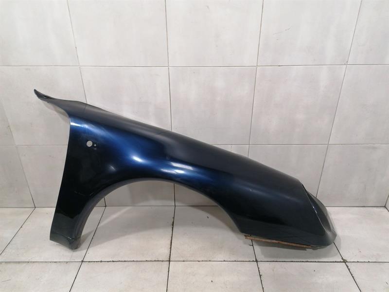 Porsche 911 (964) Porsche 911 993 Right Wing 99350303200 FAULTY Front Right Fender Body type: Coupe
Fuel: Petrol