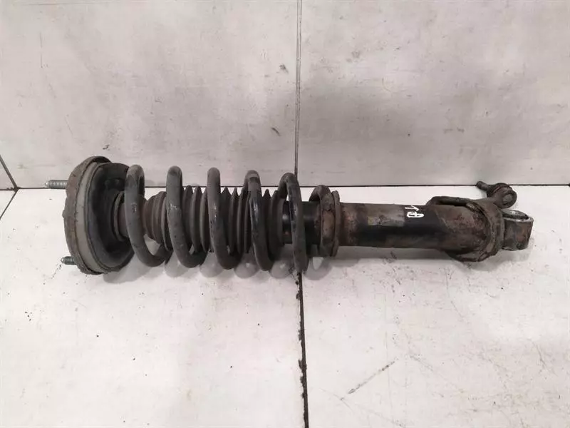 Porsche 911 (996) Porsche 911 996 Turbo MK2 Shock Absorber Rear 99633305156 Rear Shock Absorber Body type: Coupe
Fuel: Petrol