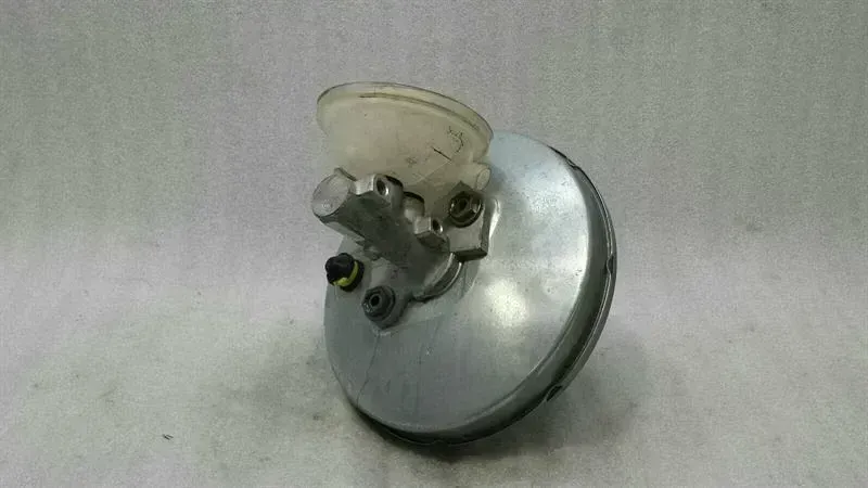 Porsche 911 (997) Porsche 911 997 Brake Servo 99735592300 Brake Booster Body type: Convertible
Fuel: Petrol