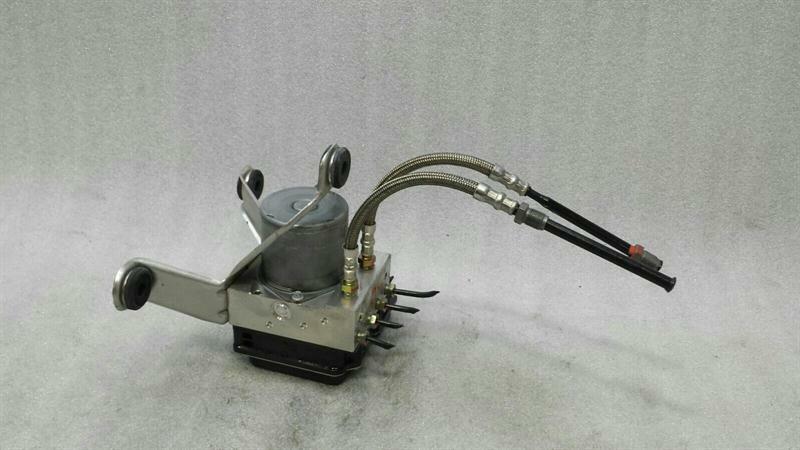 Porsche 911 (997) Porsche 911 997 A.B.S Pump 99735575506 ABS Pump Hydraulic Block Carrera Body type: Convertible
Fuel: Petrol