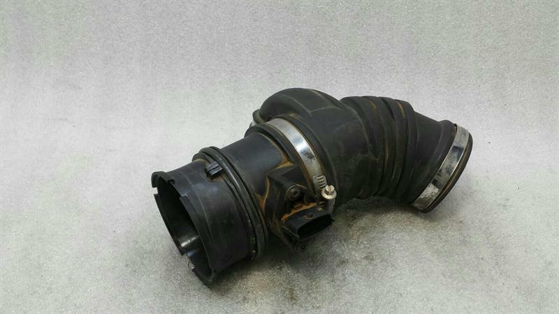 Porsche 911 (997) Porsche 911 997 Air Flow Meter 98660612501 Air Mass Meter Body type: Convertible
Fuel: Petrol