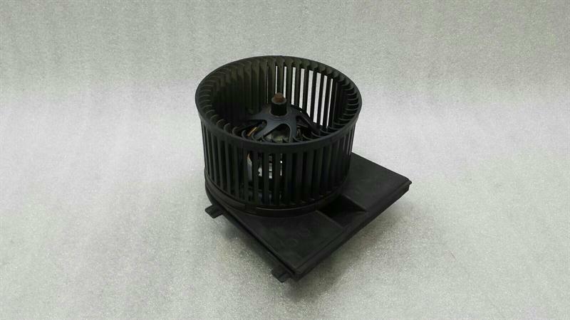 Porsche 911 (997) Porsche 911 997 Heater Blower 99662410702 Motor Heater Fan. Body type: Convertible
Fuel: Petrol