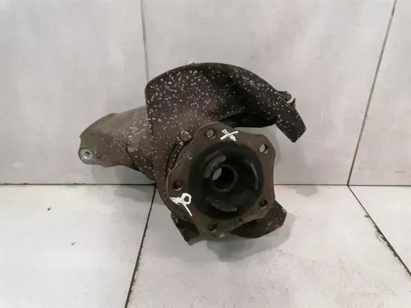 Porsche 911 (996) Porsche 911 996 c4s Right Front Hub 99634116606 Wheel Bearing Case Front Right Body type: Coupe
Fuel: Petrol
