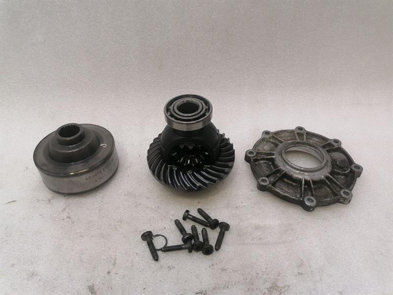 Porsche 911 (996) Porsche 911 996 Front Diff Parts 99634901002 Differential Front Parts 4S Body type: Coupe
Fuel: Petrol
