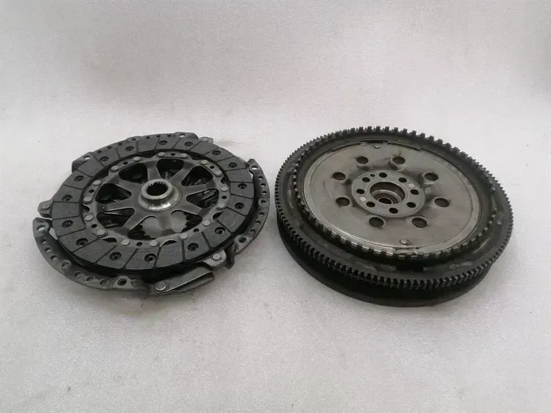 Porsche 911 (996) Porsche 911 996 Flywheel Set 99611401203 Flywheel Set Body type: Convertible
Fuel: Petrol