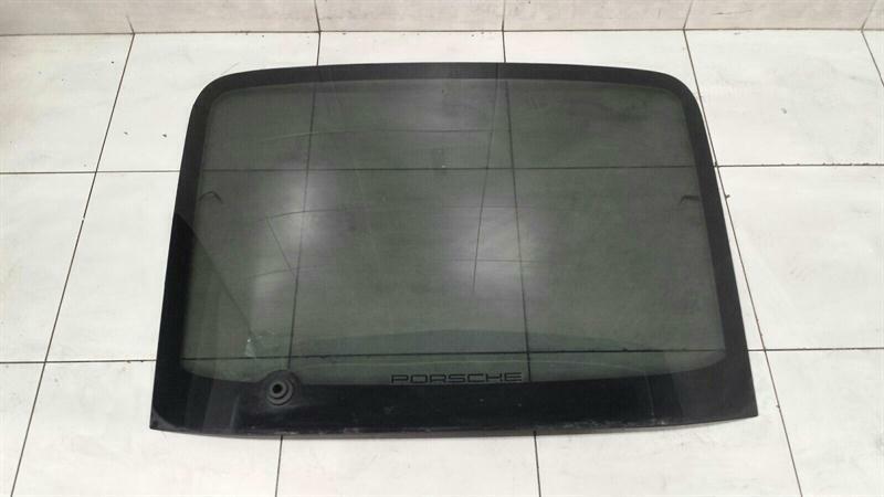 Porsche 911 (996) Porsche 911 997 rear screen 99754591103 rear window coupe Body type: Coupe
Fuel: Petrol