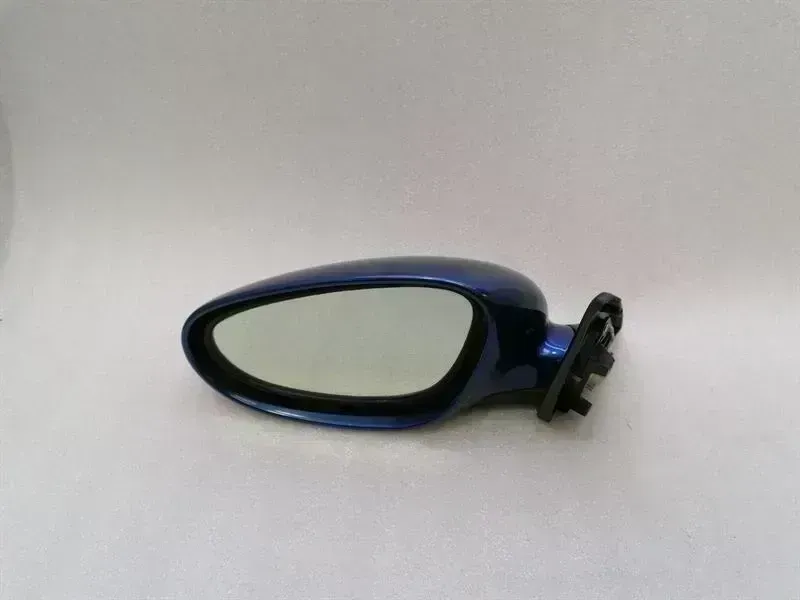 Porsche 911 (996) Porsche 911 996 Left Door Mirror RHD 10PIN DIM Cobalt Blue Right Hand Drive Body type: Coupe
Fuel: Petrol