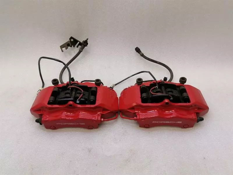 Porsche 911 (996) Porsche 911 996 brake caliper 99635242560 rear set brake caliper Brembo Body type: Coupe
Fuel: Petrol