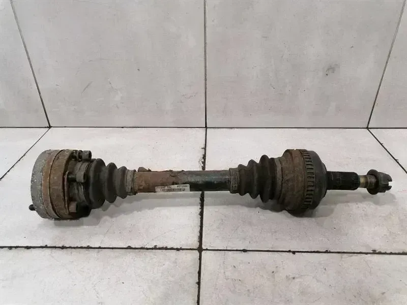 Porsche 911 (996) Porsche 911 996 drive shaft rear right 99633202407 rear right drive shaft Body type: Convertible
Fuel: Petrol