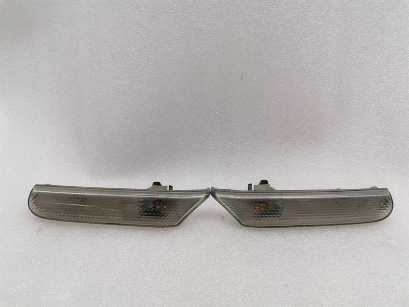 Porsche 911 (996) Porsche 911 996 Left Indicator 99663104401 Side Indicator Left Body type: Convertible
Fuel: Petrol
