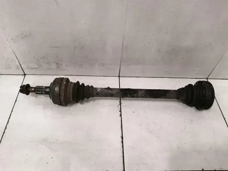 Porsche 911 (996) Porsche 911 996 Left Rear Drive Shaft 99633202406 Drive Shaft Rear Left Body type: Coupe
Fuel: Petrol