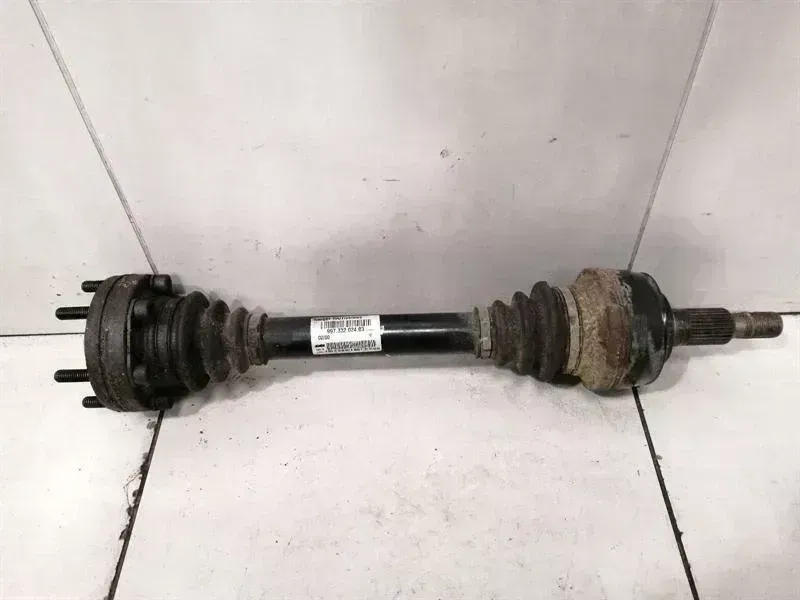 Porsche 911 (996) Porsche 911 997 drive shaft rear right 99733202403 rear right drive shaft Body type: Convertible
Fuel: Petrol