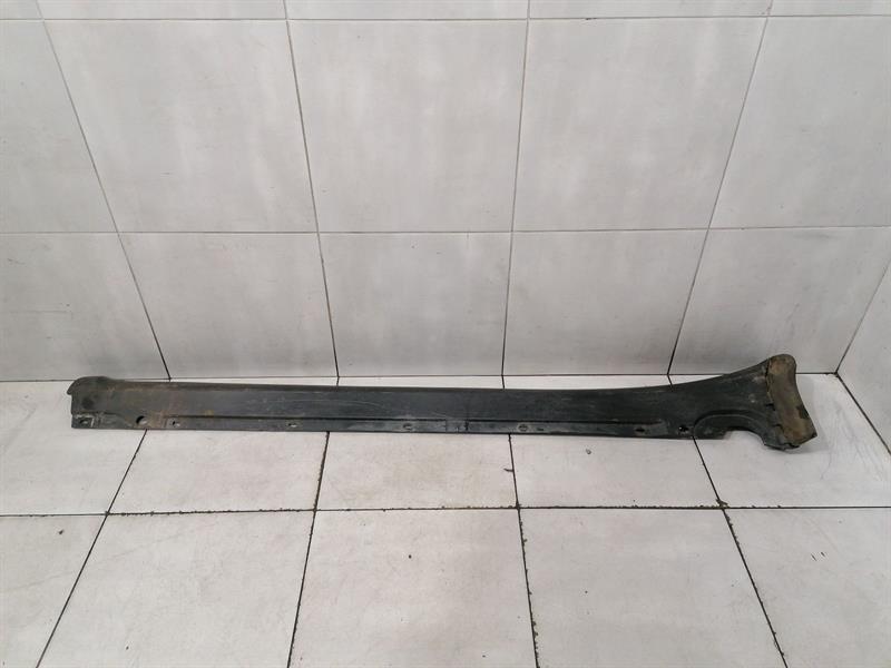 Porsche 911 (997) Porsche 911 997 left side skirt 99750446300 side sill left Body type: Coupe
Fuel: Petrol