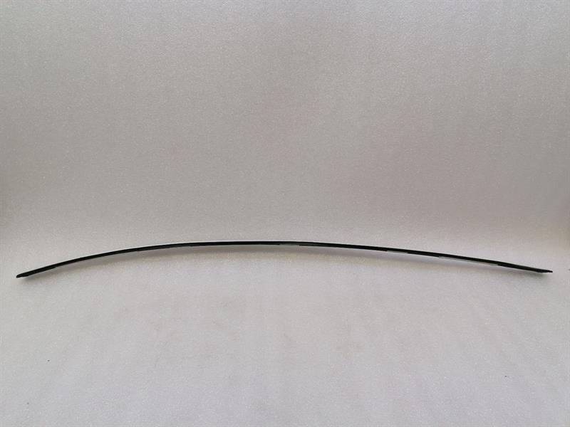 Porsche 911 (997) Porsche 911 997 Left Roof Rail 99755940100 Roof Rails Left Body type: Coupe
Fuel: Petrol