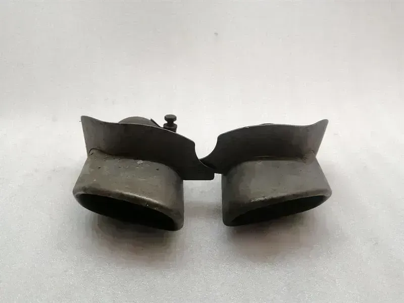 Porsche 911 (993) Porsche 911 993 Exhaust Silencer Tip Set 99311125110 Exhaust Pipe Set Body type: Targa
Fuel: Petrol