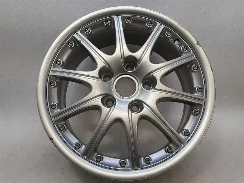 Porsche 911 (996) Porsche 911 996 Alloy Wheel 99636213650 Alloy Rim BBS GT3 Sport Design 8J ET52 Body type: Convertible
Fuel: Petrol