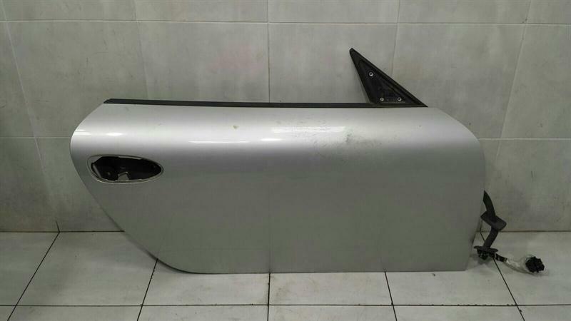 Porsche 911 (996) Porsche 911 997 Right Door 99753101206 Door Front Right Body type: Coupe
Fuel: Petrol