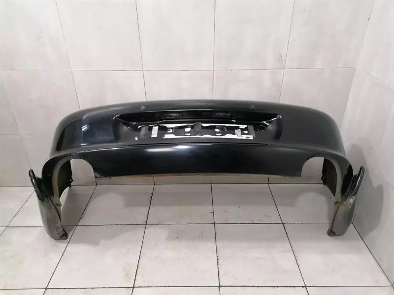 Porsche 911 (996) Porsche 911 996 Rear Bumper 99650541112 Rear Bumper MK2 AERO PDC XAH Body type: Convertible
Fuel: Petrol