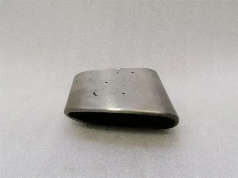 Porsche 911 (996) Porsche 911 997 left exhaust silencer cover 99711115201 left exhaust cover Body type: Coupe
Fuel: Petrol