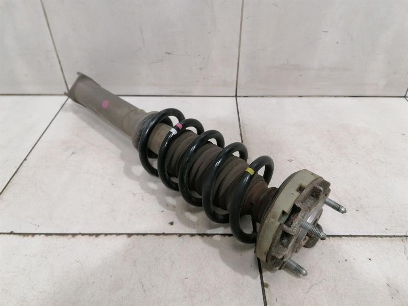 Porsche 911 (996) Porsche 911 997 shock absorber rear 99733305111 shock absorber rear Body type: Coupe
Fuel: Petrol